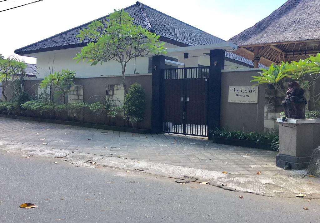 The Celuk Homestay Jimbaran Esterno foto