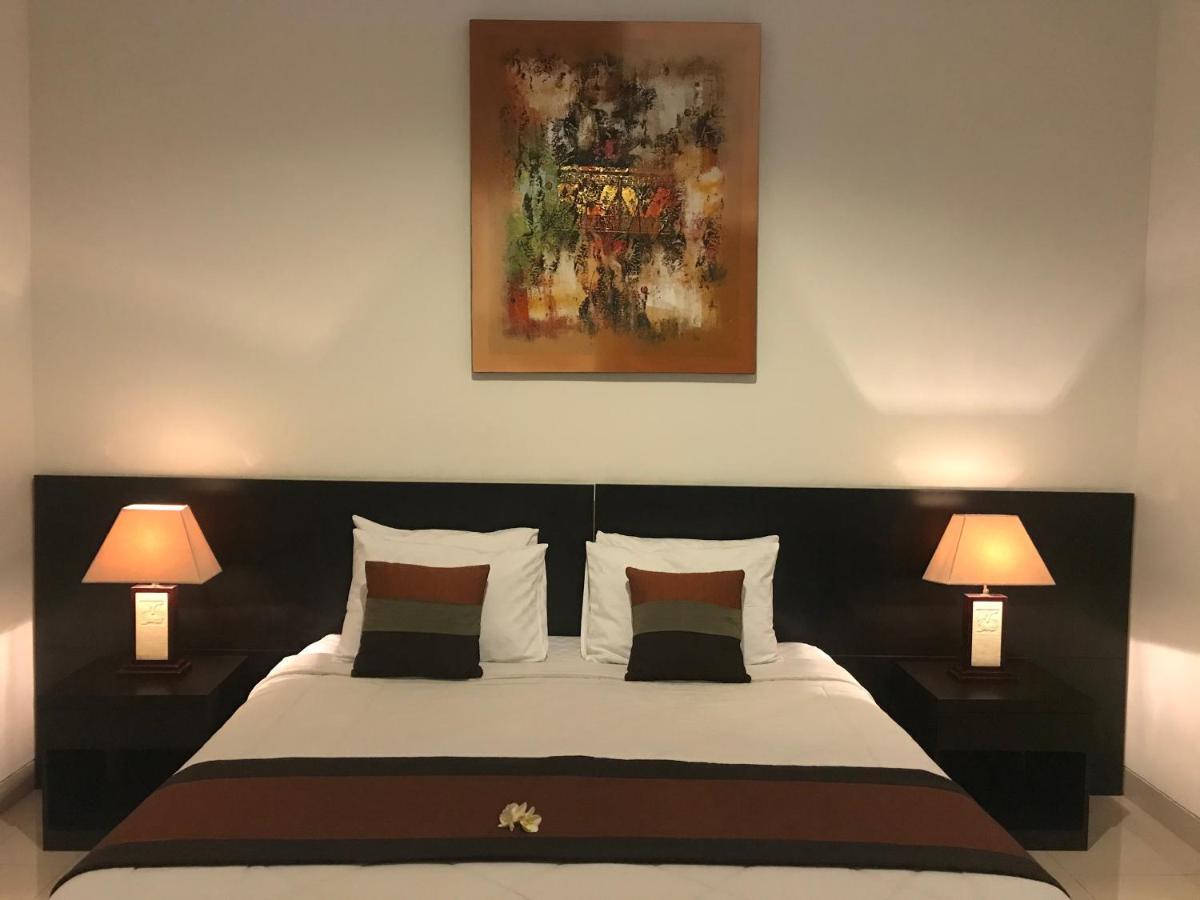 The Celuk Homestay Jimbaran Esterno foto