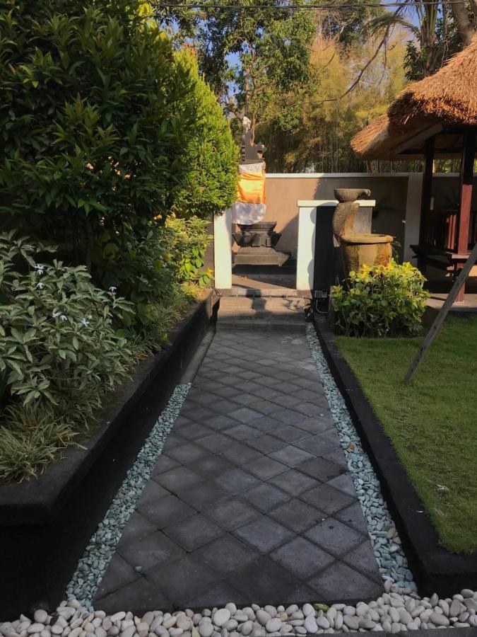 The Celuk Homestay Jimbaran Esterno foto